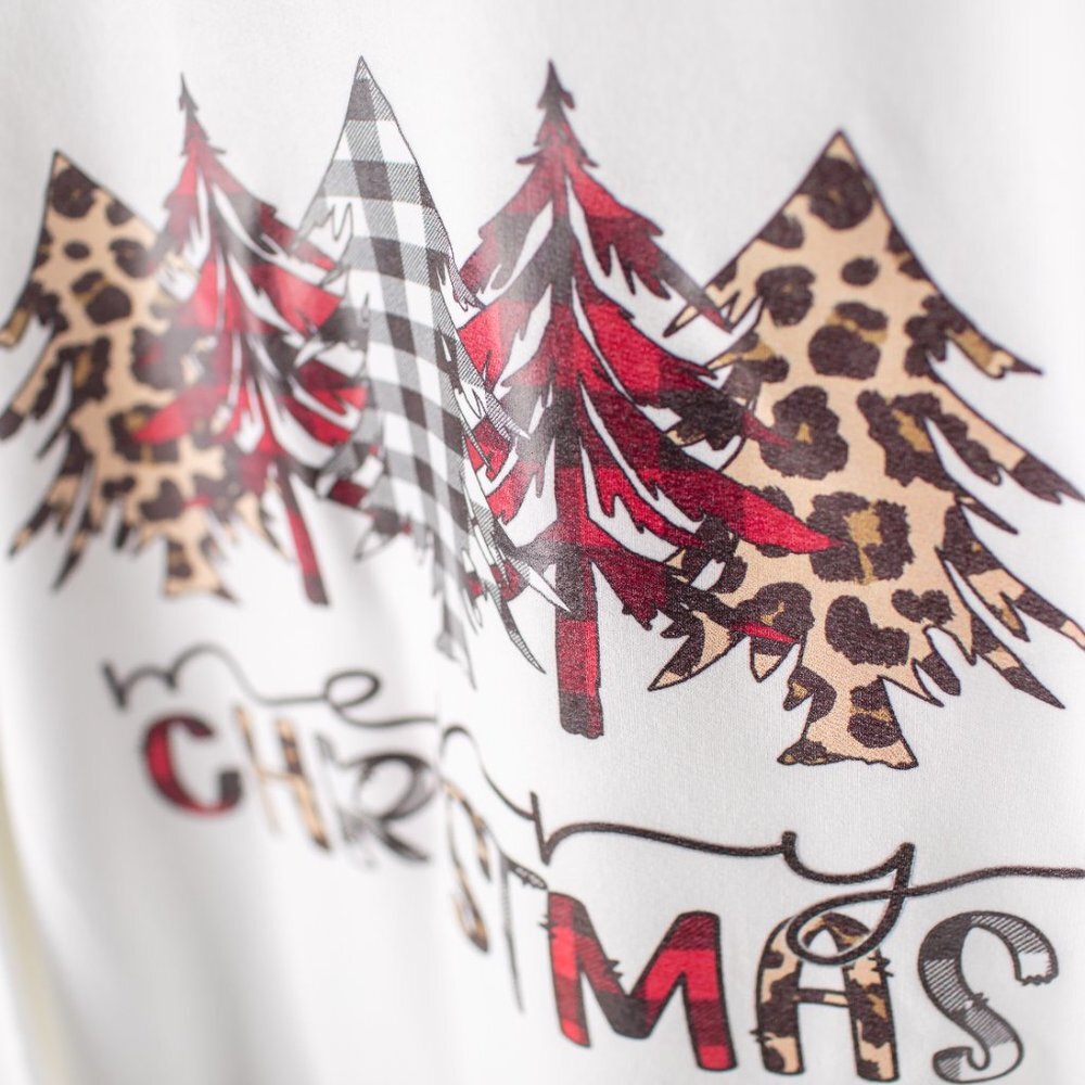 New Merry Christmas Holiday Cheetah Trees White Sweatshirt Women's Size 4XL - Picture 3 of 7